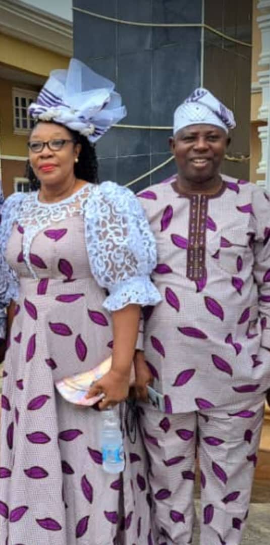 realloluojo's tweet photo. 31 YEARS AFTER, IT'S STILL BRIDGETO!!

For 31 years, he has kept us together and bless our marriage beyond our imagination at the origin.

Happy wedding anniversary my dear baby with all my love ❤️!!

OBALOLUWA 
21/11/2023 https://t.co/PcXpK0lGYs