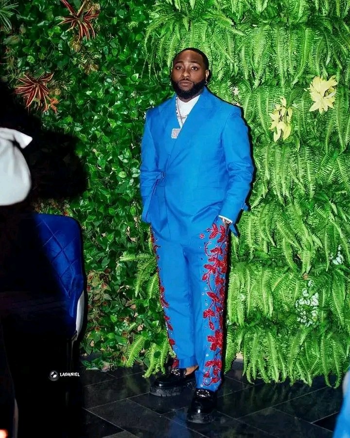 ruttieofficial's tweet photo. Happy birthday to the king 👑 and 001 of Afrobeat Davido OBO 

Hot 100 Victony Wizkid Bella Durex Ebuka Obi Oxlade Buju Lojay Another 60m  #DavidoDay  #DavidoAt31 #GenZBaddie𓅛 #RevolutionNow #Perletti #OloladeNetflix https://t.co/X2OC5PFyem