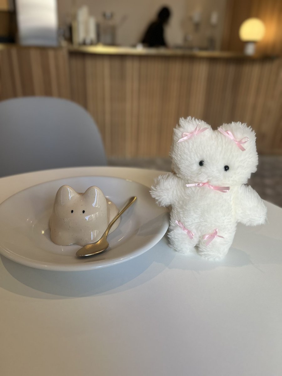 ribbondarake's tweet photo. 🍮×🎀
#リボンだらけちゃん
#ぬいぐるみ #ぬい撮り #ハンドメイド #テディベア #くま #かわいい #ぬいどり #teddybear #手作り #handmade #可愛い
#愛と狂気のマーケット
#お迎え
#カフェ
#カフェぬい
#marblecafe https://t.co/pOOOO5FYQD