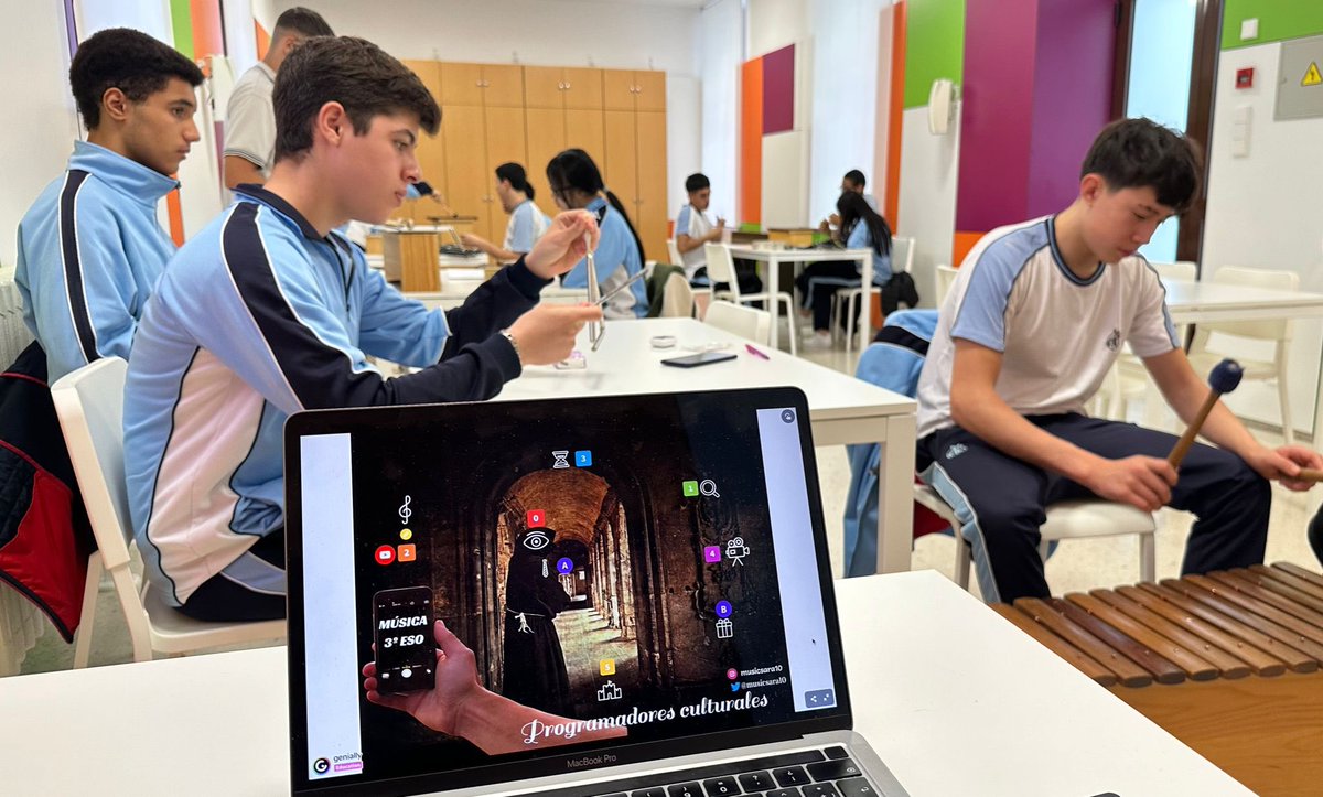 csanalfonso's tweet photo. En #Musica3ESO 🎼🎧 conocemos la #EdadMedia y la música desde otra perspectiva 🧐🧐🧐: ¡nos hemos convertido en programadores culturales de una #FiestaMedieval! Búsqueda de información, interpretación musical y danzas.
#SdA #EducaciónArtística #ColegiosHHCC @ARTESecm https://t.co/bUSlJ9ratW