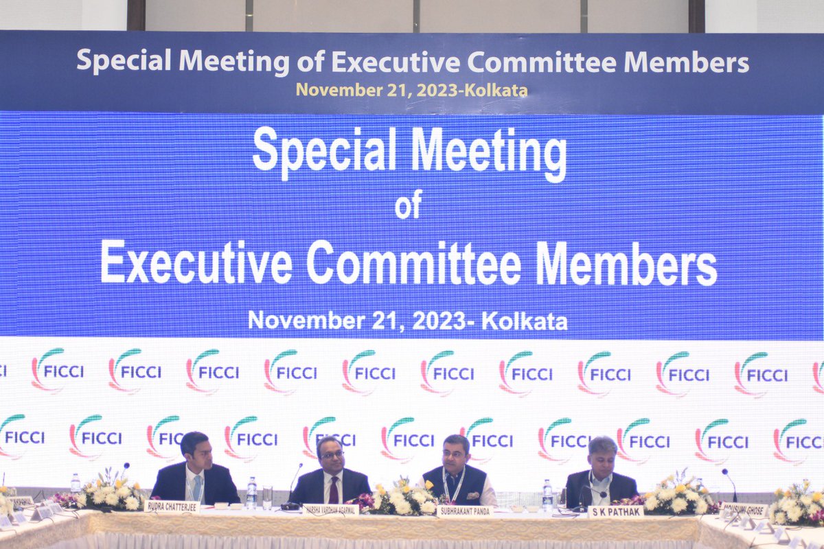 ficci_india's tweet photo. FICCI President Mr @subhrakantpanda  addresses the Special Meeting of Executive Committee Members in Kolkata today. The meeting is being organized on the sidelines of the 7th Bengal Global Business Summit. FICCI is the industry partner for #BGBS https://t.co/HaNYaWwTf7