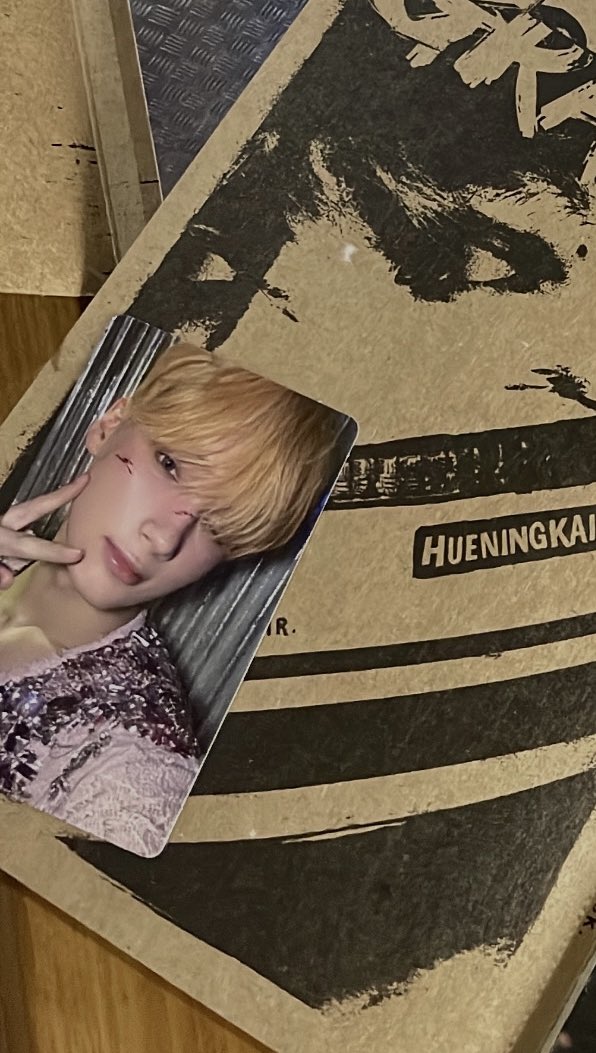bluesppring's tweet photo. look who came home <33 https://t.co/FeZdFbx8YX