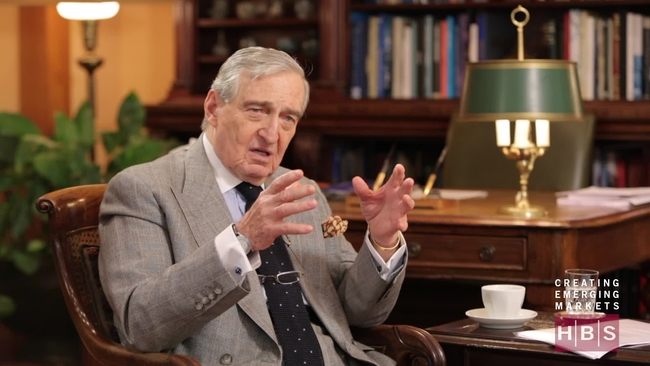 Rahmi Koç:

"Devlette 5,5 milyon kişi çalışıyor, diyorlar. Buna askerler dahil değil. Bu devlet 2 milyon kişiyle de döner."