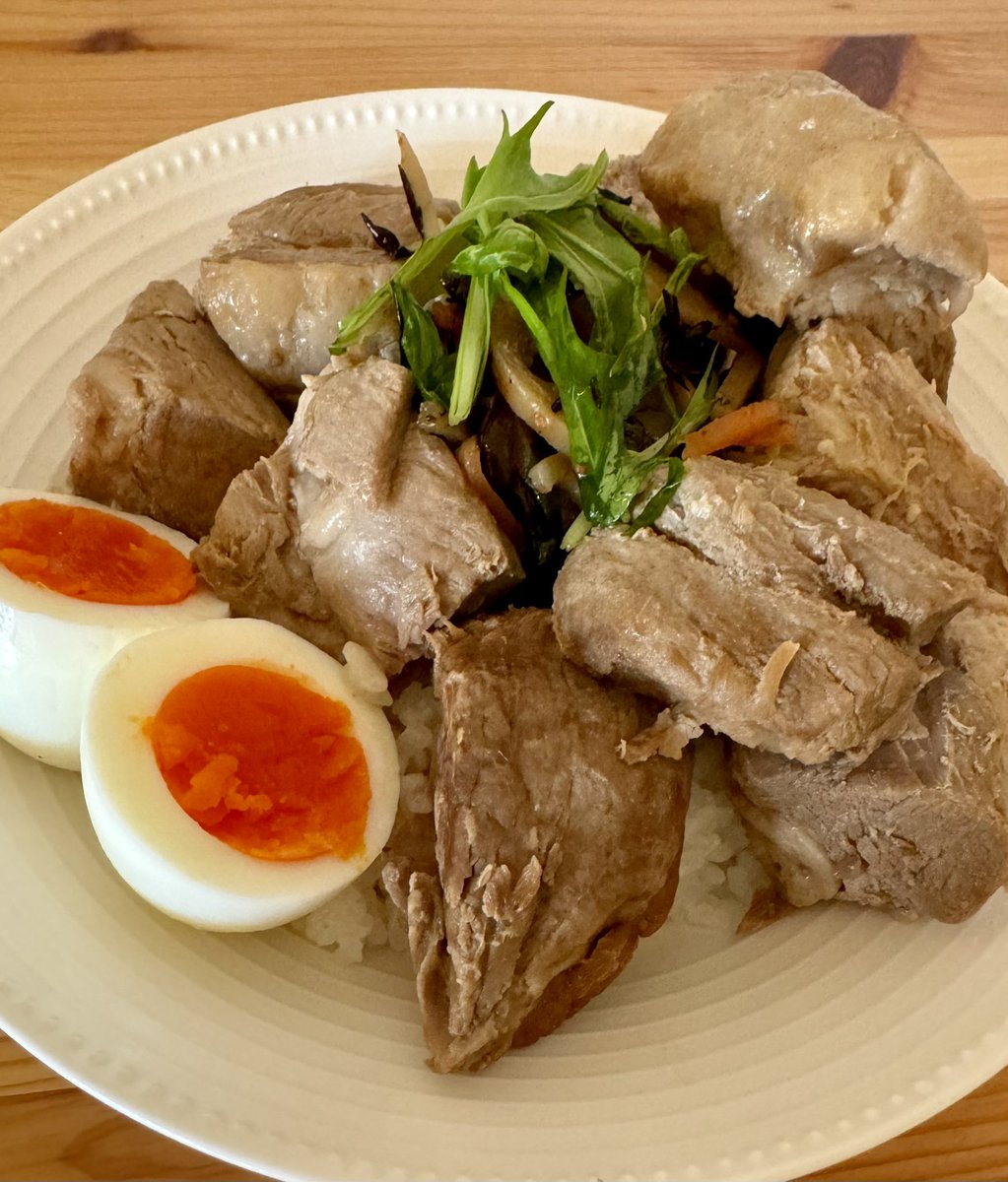osapoi_puchi's tweet photo. ぷるかわさんで究極のホロホロチャーシューをお取り寄せ😋

#ぷるかわ
#お取り寄せ
#究極のホロホロチャーシュー
#至高のチャーシュー丼

https://t.co/eifG9PCurc https://t.co/hQSofYN5MQ