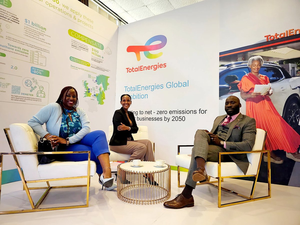 Mizz_Meem's tweet photo. UIOGS is happening now at the @kampalaserena! Stakeholders from the public & private sectors like @TotalEnergiesUG, @MEMD_Uganda, @EACOP_ are sharing ideas on how to harness opportunities, overcome challenges, & create a sustainable future for Uganda's oil & Gas sector. #UIOGS https://t.co/iF7TaxxZkL