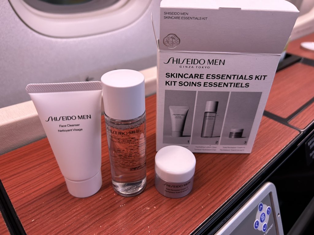 AC8travel's tweet photo. JL F JFK-HND https://t.co/WWvNpy1AK5
