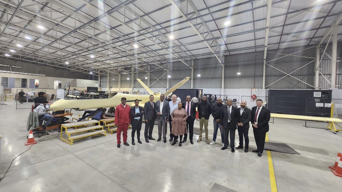 MILKORSA's tweet photo. Milkor was honoured to host the Joint Standing Committee on Defence at our facility in Cape Town to discuss the capabilities and future implementation of the Milkor 380 UAV. We look forward to future discussions and remain at your disposal for localized support. #Parliament https://t.co/N8t5YSMOiE
