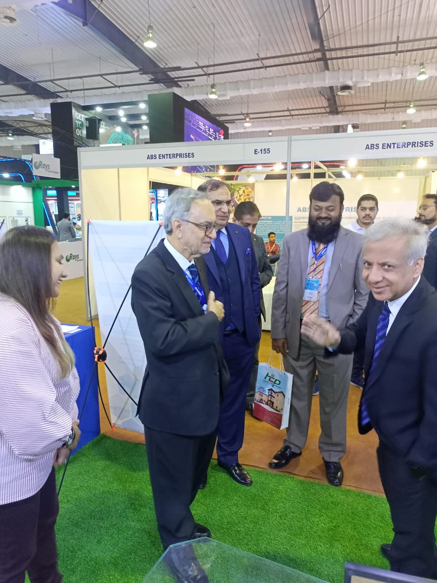 IBBPS_DUHS's tweet photo. Team IBBPS Day 03 at 20th PharmaAsia 2023

"PharmaAsia 2023: Bridging Innovations, Transforming Healthcare, and Empowering Lives for a Healthier Tomorrow."

Asim Rauf, CEO of DRAP came to visit our booth.

#IBBPS #DUHS #PharmaAsia2023 https://t.co/GavTF2zUpC