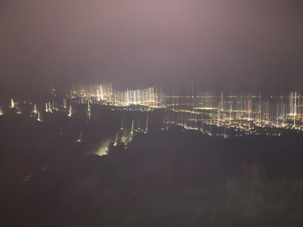 SaveriuL's tweet photo. Seremu sempre l’eredi ghjusti di Corsica straziata ?
Sti lumi sò quelli di u nostru mondu d’oghje, alluminatu à voline più, à rombu di permessi cappiati à modu spripusitatu è puru cuncessi da l’ultima incuscenza, ma à sente dì amica cù tutti è bella generosa #padduc #PLU #corsica https://t.co/m5XIxWc33U