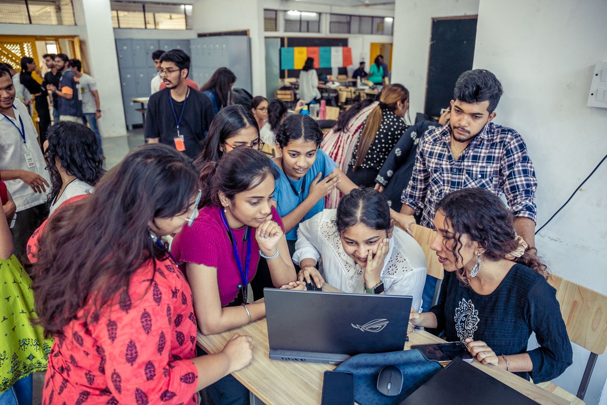 Arpito Gope (@arpitogope) on Twitter photo We spent a week at Rachana Sansad College of Applied Art and Craft, where the third and fourth year students hacked away at a real business problem. 110 young minds and 10 teams.
The first edition of Hack & the Beanstalk by <a href="/NYUCTDesignLabs/">NYUCT Design Labs</a> We spent a week at Rachana Sansad College of Applied Art and Craft, where the third and fourth year students hacked away at a real business problem. 110 young minds and 10 teams.
The first edition of Hack & the Beanstalk by <a href="/NYUCTDesignLabs/">NYUCT Design Labs</a>