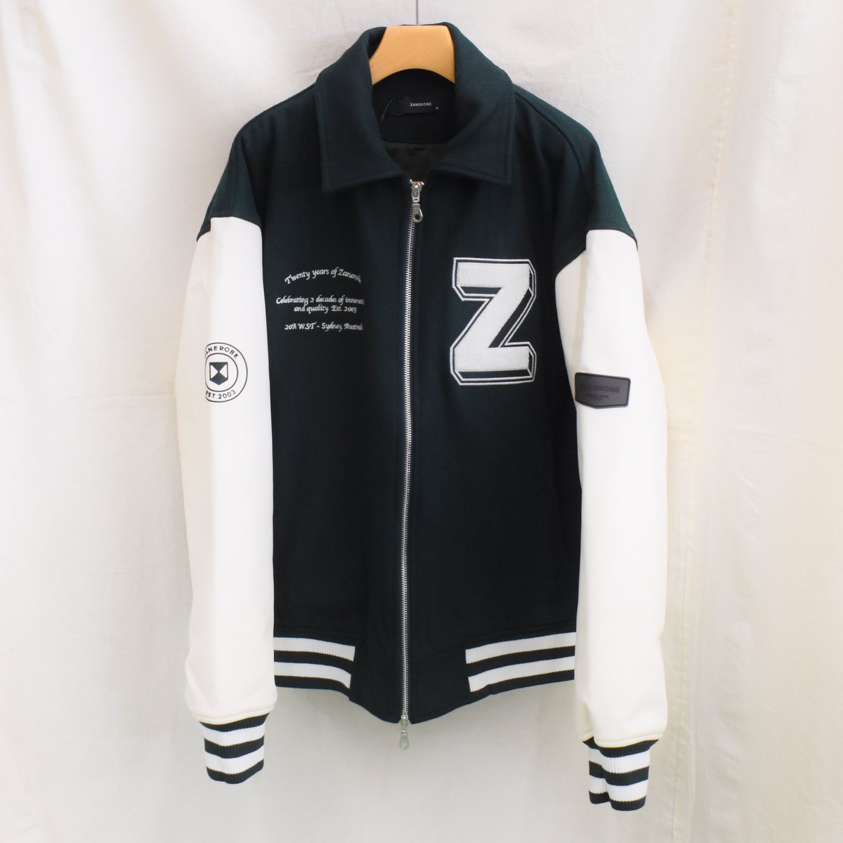 AmeproBaybrook's tweet photo. ZANEROBE
20yrs lettermen jacketが登場!
#baybrook #AmePro #ZANEROBE #fashion #kumamoto #lettermenjacket
#Australia #autumn #winter
#ベイブルック #アメプロ #ゼインローブ #ファッション #熊本 #レターマンジャケット https://t.co/L8JTuTsmLy