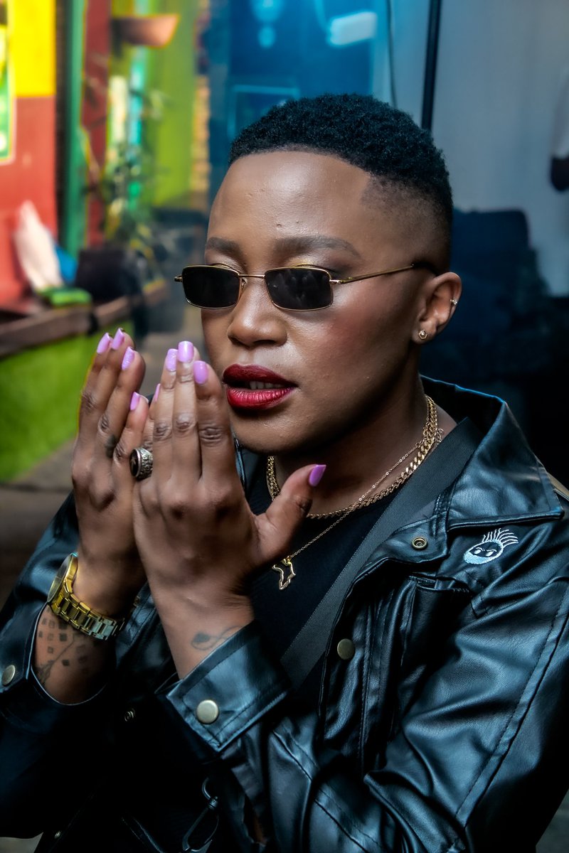NelzAfrica's tweet photo. S’yahlanganisa the whole time!

#iSphithiphithi Music Video Coming Soon!

https://t.co/adyNFDlgVJ https://t.co/n0a9CcsbYA