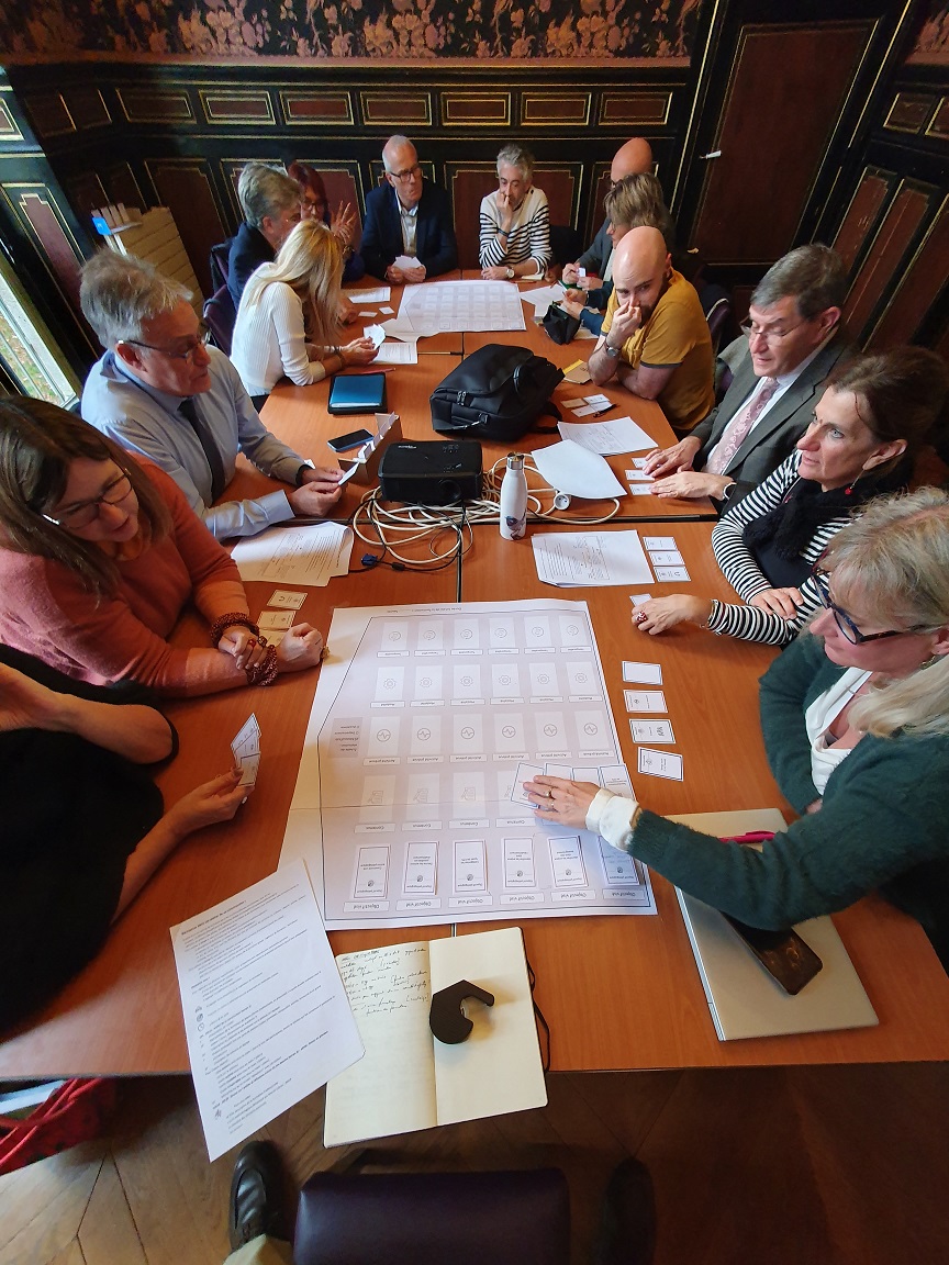 🗓 Réunion hier des collèges d'inspecteurs du second degré avec l'<a href="/EAFC_Dijon/">EAFC Dijon</a> : de riches échanges 👏 sur la formation.
➡️ Analyse des besoins, modalités, communautés d'apprentissages, formation des tuteurs, évaluation.
🙏 @CastelLycee pour l'accueil parfait !
@AudebertVincent