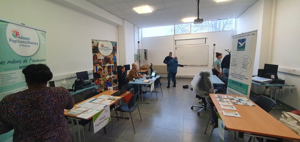 ESSERMATHIAS1's tweet photo. SEEPH!  reconnus  PH? Un "clic vers l'insertion" c'est now! :  rencontrer dès 09h des Siae, des pro de l'accompagnement , bénéficier d'immersion, de diag,  de  formations dans le numérique !@Capemploi @colmareurope @colmarlacarre  @poleemploi_GE #HautRhin @Afpa_Formation https://t.co/nn0FEq1ryl