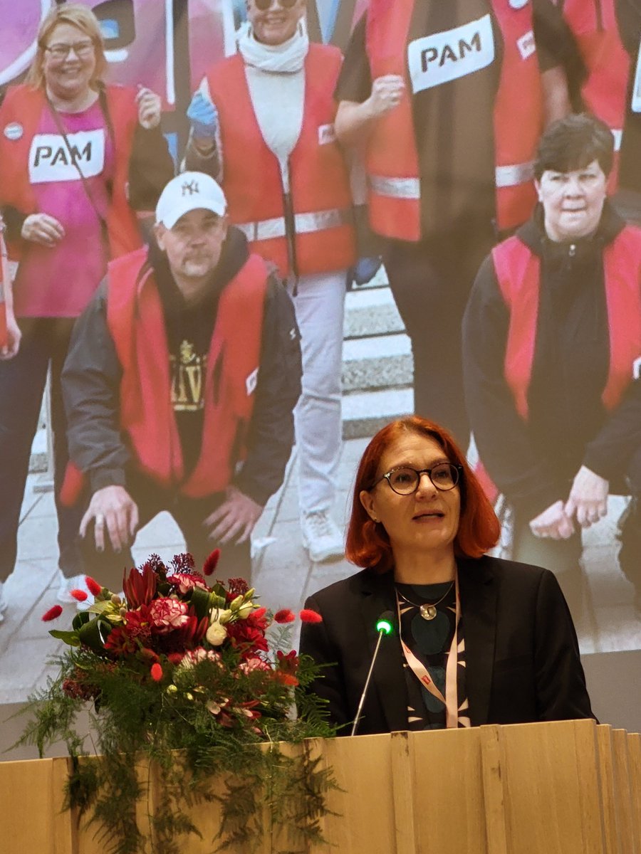 Puheenjohtajamme <a href="/RonniSallinen/">Annika RönniSällinen</a>  #PAMvaltuusto'ssa Orpon-Purran hallituksen aikeista #lakko-oikeuden rajoittamisesta: ”On erittäin huolestuttavaa, että tällaista koko työmarkkinajärjestelmän kannalta olennaista lainsäädäntöä runnotaan läpi ilman yhteistä ymmärrystä”.
#PainavaSyy