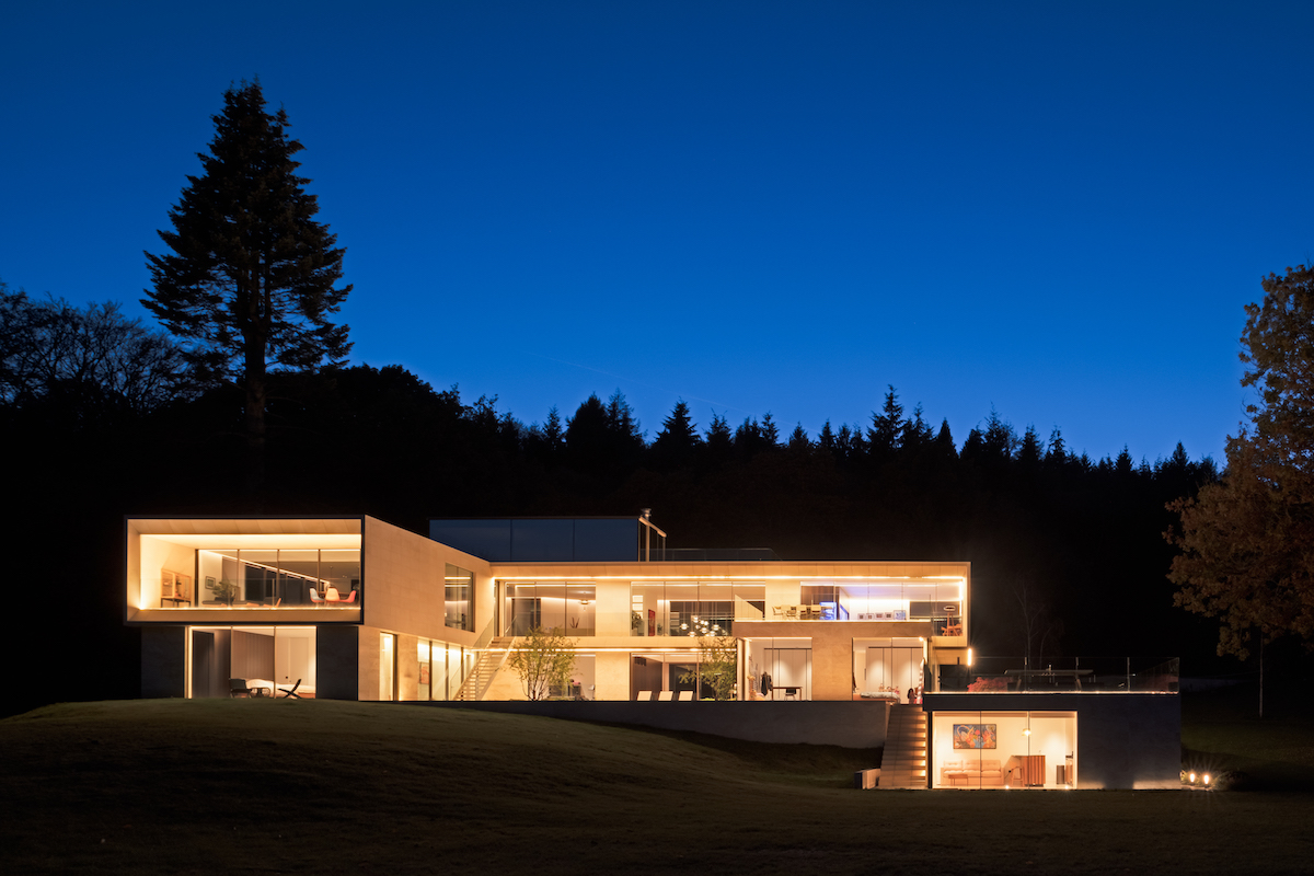tyearchitects's tweet photo. Here are dusk images of some of our projects created by our team of talented professionals. Which is your favourite project and why? 

Tell us in the comments below.

#tyearchitects #awardwinningarchitecture #newbuild #paragraph80 #barnconversion #homedesign #RIBA #granddesigns https://t.co/CariP2Bxle