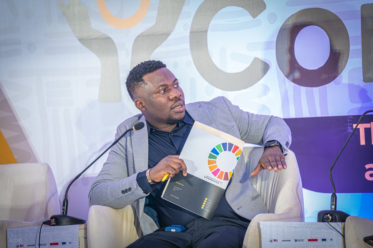 olorunwababs's tweet image. On News, Technology and Innovation 

Conversation with Amy Mitchell (@asmitch), Executive Director at the Center for News, Technology &amp;amp; Innovation, and Akintunde Babatunde (@olorunwababs), Director of Programs at the Centre for Journalism Innovation and Development. Delving into…