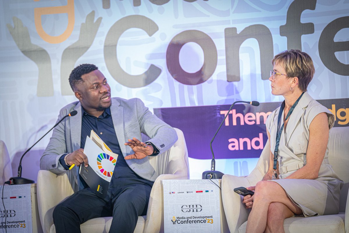 olorunwababs's tweet image. On News, Technology and Innovation 

Conversation with Amy Mitchell (@asmitch), Executive Director at the Center for News, Technology &amp;amp; Innovation, and Akintunde Babatunde (@olorunwababs), Director of Programs at the Centre for Journalism Innovation and Development. Delving into…