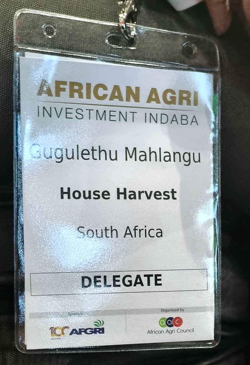 Gugulethu_CM's tweet photo. We are here, inside, binne. 

#AfricanAgriIndaba

#AAII23 @AgriCouncil @AFGRI1 https://t.co/meYtzDDJAf