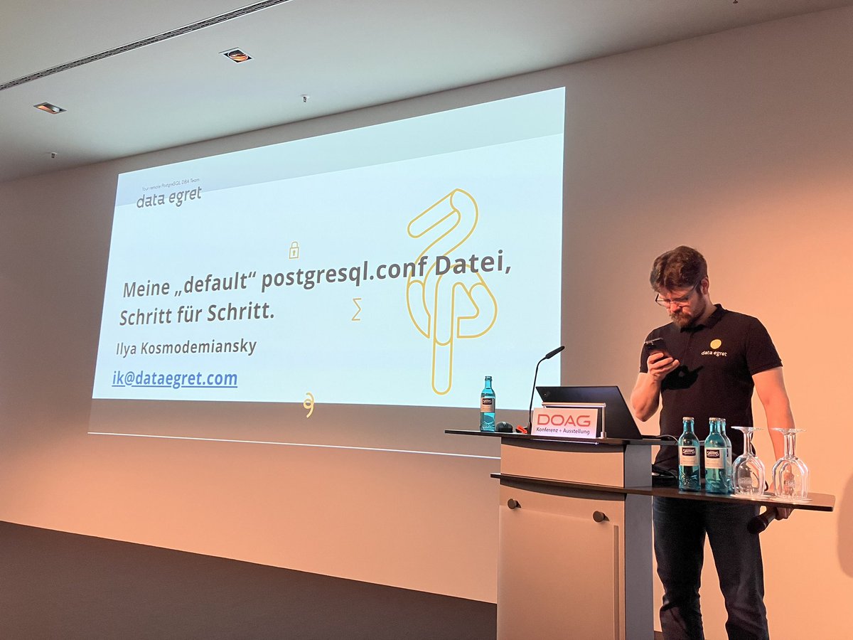 Der Thementag #PostgreSQL an der #doag2023 startet mit einem Vortrag zur postgresql von Ilya Kosmodemiasky