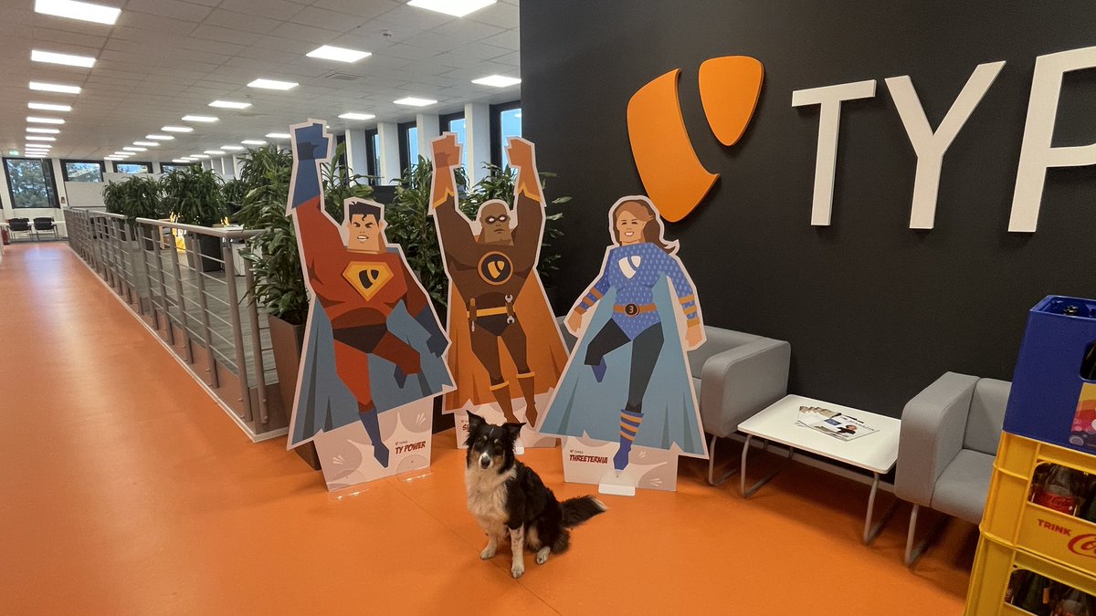 A warm welcome by the super heroes 😁