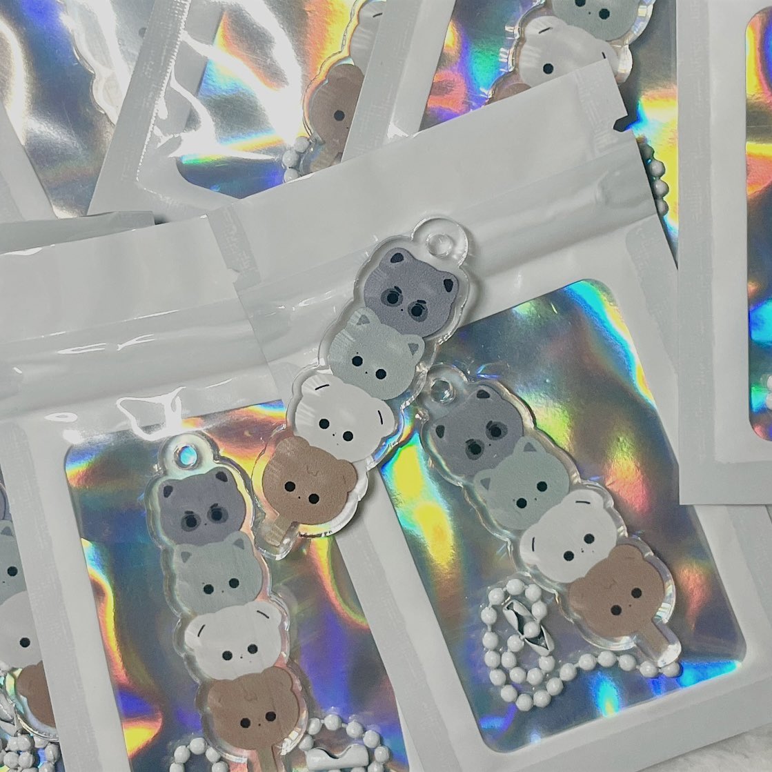 𝐓𝐇𝐄 𝐁𝐎𝐘𝐙 𝟐𝐍𝐃 𝐖𝐎𝐑𝐋𝐃 𝐓𝐎𝐔𝐑 : 𝐙𝐄𝐍𝐄𝐑𝐀𝐓𝐈𝐎𝐍 𝐄𝐍𝐂𝐎𝐑𝐄

제너레이션 앙콘에서 
뽀뮤다선 당고키링을 나눔합니다🍀

✨날짜 : 12/2(토) 중콘 하루만 진행
✨수량 : 35개 진행
✨장소 및 시간 당일 타래로 공지

#rt 앙콘이 끝난후 추첨1명 키링을 드립니다