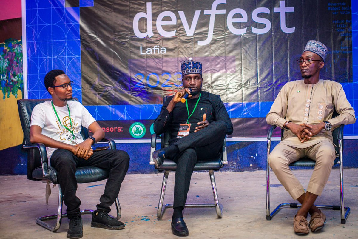 nHubNG's tweet image. Two events, one weekend! Last weekend, #DevFest2023 featured Mr. Longji, @theodorelongji, Director of Ecosystem ISN, and Mr. Bash, @ImpactBash, COO  of nHub Nigeria, at #DevFestLafia. Meanwhile, in #DevFestJos, Mr. Shola, @NoverPrime, the Community Manager at nHub Nigeria, spoke.