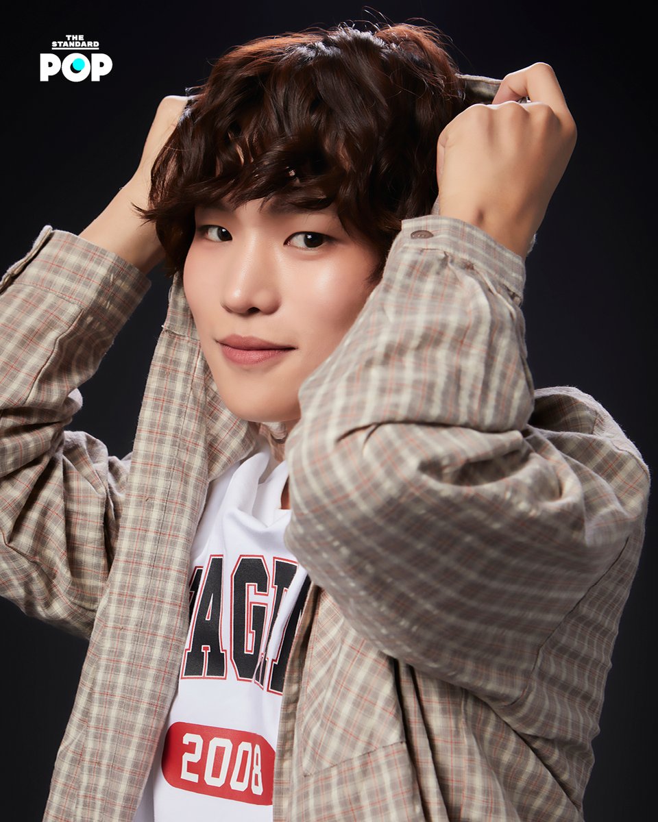 TheStandardPOP's tweet photo. (2) ถึงแม้รายการจะจบไปสักพักแล้ว แต่ THE STANDARD POP ก็ไม่พลาดที่จะรวบรวมภาพโมเมนต์เบื้องหลังความสนุกสนานของ POW มาฝากเหล่า POWER ด้วยเช่นกัน

#POPLivexPOW_GRID
#POW
#POW_GRID
#파우
#TheStandardPop https://t.co/NxbSRA9z52