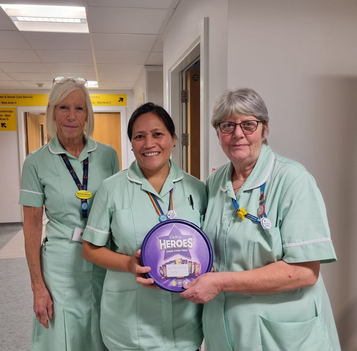 Tara Johnson (@tarajohnson2208) on Twitter photo Myself and ami saying Thank you to the #HCSW at Newton abbot hospital. Great to hear how they will be celebrating for Thursday 😁#HCSWcouncil <a href="/HcswTby/">HCSW Council TSDFT</a> <a href="/NikNak131313/">Nik (They/Them)</a> <a href="/TorbaySDevonNHS/">Torbay and South Devon NHS Foundation Trust</a> <a href="/ladytrafalgar21/">Chantal Baker</a> <a href="/Deborah65950736/">Deborah Elizabeth Kelly</a> <a href="/beckhuds73/">Becky Hudson</a> <a href="/corrinetarr/">rinners</a> <a href="/AdelJones4/">Adel Jones</a> <a href="/LizDavenportNHS/">Liz Davenport</a> Myself and ami saying Thank you to the #HCSW at Newton abbot hospital. Great to hear how they will be celebrating for Thursday 😁#HCSWcouncil <a href="/HcswTby/">HCSW Council TSDFT</a> <a href="/NikNak131313/">Nik (They/Them)</a> <a href="/TorbaySDevonNHS/">Torbay and South Devon NHS Foundation Trust</a> <a href="/ladytrafalgar21/">Chantal Baker</a> <a href="/Deborah65950736/">Deborah Elizabeth Kelly</a> <a href="/beckhuds73/">Becky Hudson</a> <a href="/corrinetarr/">rinners</a> <a href="/AdelJones4/">Adel Jones</a> <a href="/LizDavenportNHS/">Liz Davenport</a>