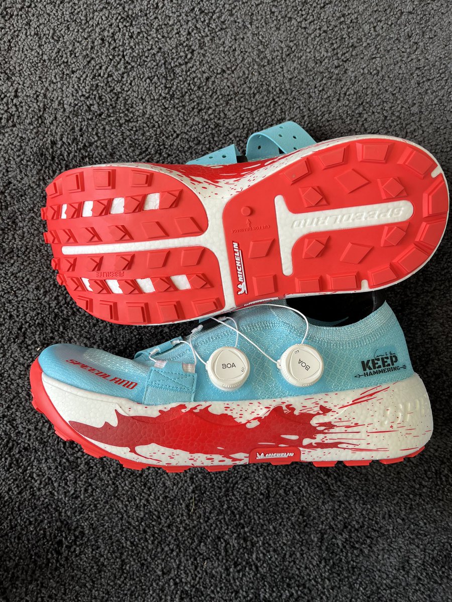 stuartrmunro's tweet photo. @scottcarlinpt I’ve got two - @runspeedland GS:PGH and @thenorthface Summit Vectiv Pro. Incredible midsole, fit and versatility in both. https://t.co/ejnSCZehIr