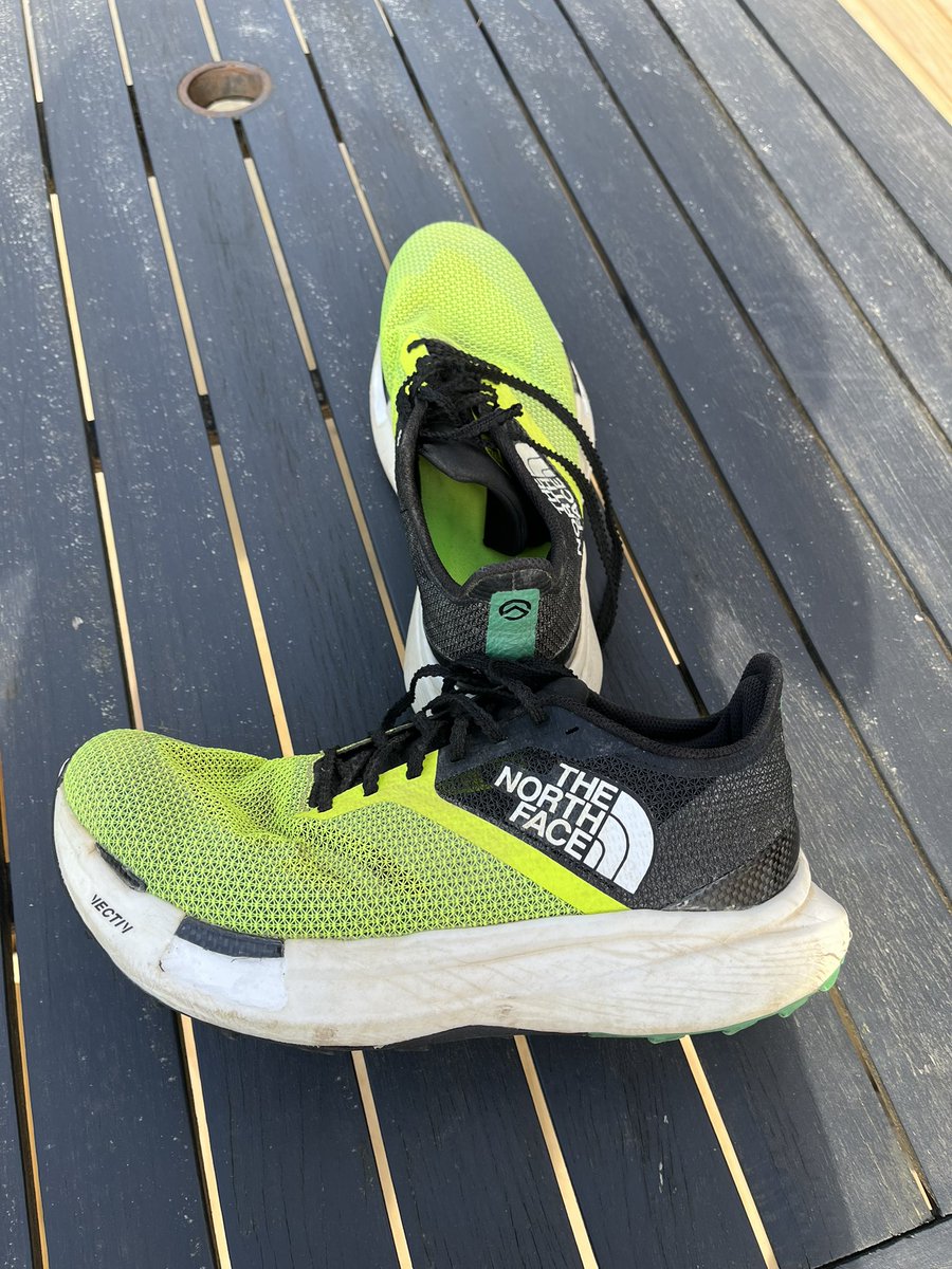 stuartrmunro's tweet photo. @scottcarlinpt I’ve got two - @runspeedland GS:PGH and @thenorthface Summit Vectiv Pro. Incredible midsole, fit and versatility in both. https://t.co/ejnSCZehIr