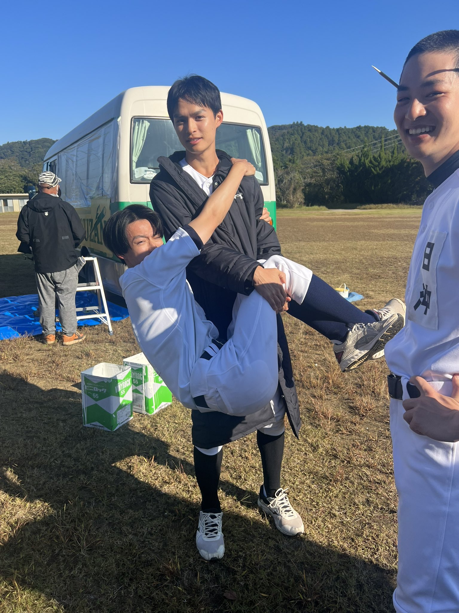 下剋上球児　ジャンバー 下剋上球児第8話オフショット ブラスバンド部の応援やたくさんの