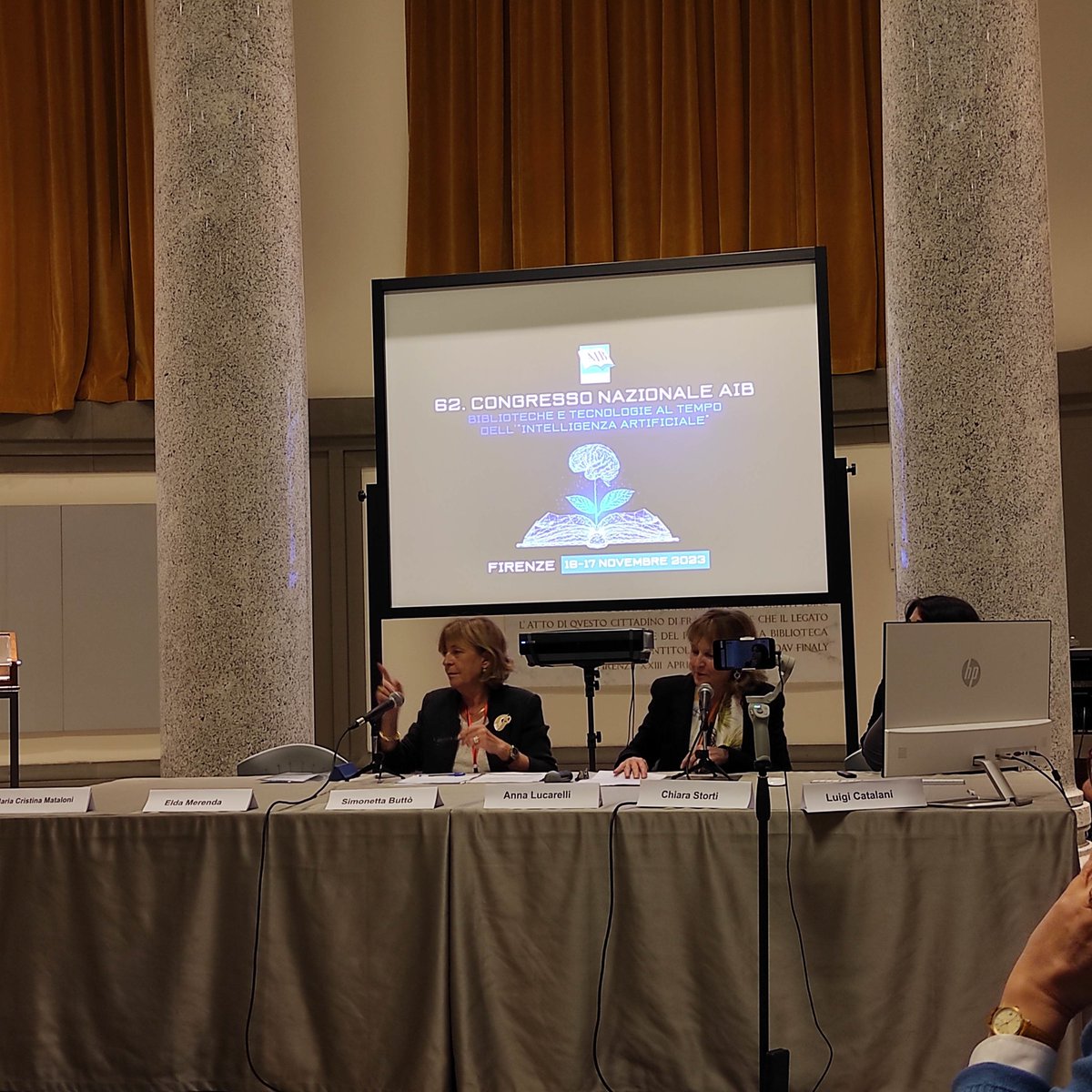 Cypse75's tweet photo. 💻 Like all information technologies, #AI has made its way into #libraries.  What impact does it have on our jobs, and how can we  become mediators of these new tools for our users? Here are just some of  the issues discussed at the @AIB_it National  Congress in  last week. https://t.co/PB1PDrExw8