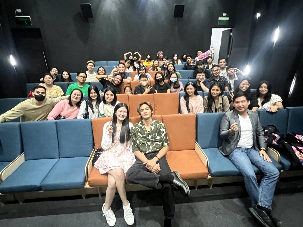 SELAphimOFC's tweet photo. Thank you to all the fans, friends, and family who attended our block screening for Sela!

Thank you to the cast of the movie for showing your support for Sela.

Please watch Ma'am Chief out now in theatres nationwide! 

@pulpstudiosph @happeehour @KringKim @selaguia #MaamChief https://t.co/cpPVbIzxy3