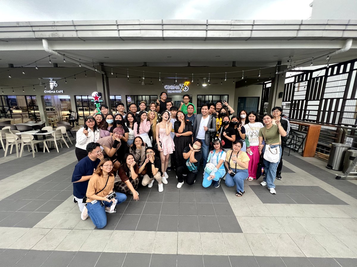 SELAphimOFC's tweet photo. Thank you to all the fans, friends, and family who attended our block screening for Sela!

Thank you to the cast of the movie for showing your support for Sela.

Please watch Ma'am Chief out now in theatres nationwide! 

@pulpstudiosph @happeehour @KringKim @selaguia #MaamChief https://t.co/cpPVbIzxy3