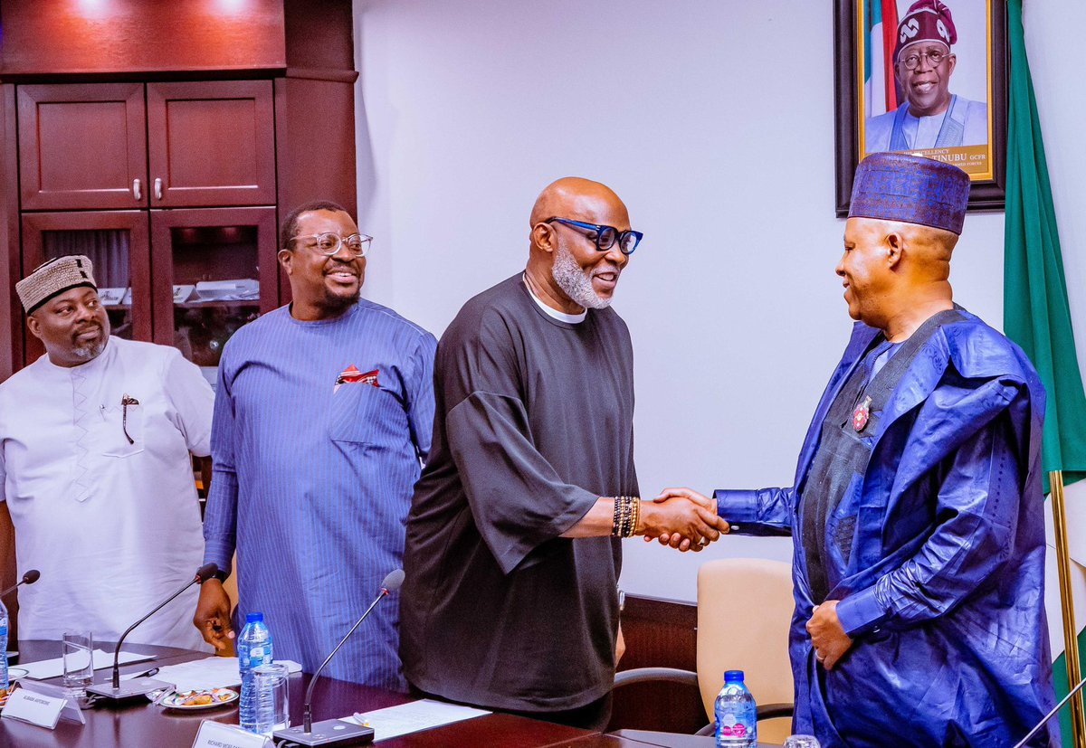KashimSM's tweet photo. Ahead of this morning’s Creative Economy Roundtable today, I hosted my brother, RMD, and other icons from the creative industry in my office last night.

We discussed our administration’s agenda for the sector, emphasizing President Bola Ahmed Tinubu's commitment to elevating the creative industry into Nigeria's major economic force.

We hope to ensure that every talented Nigerian, regardless of their location in and outside the country, can flourish and excel in their chosen field. Our support will be steadfast in helping you thrive.