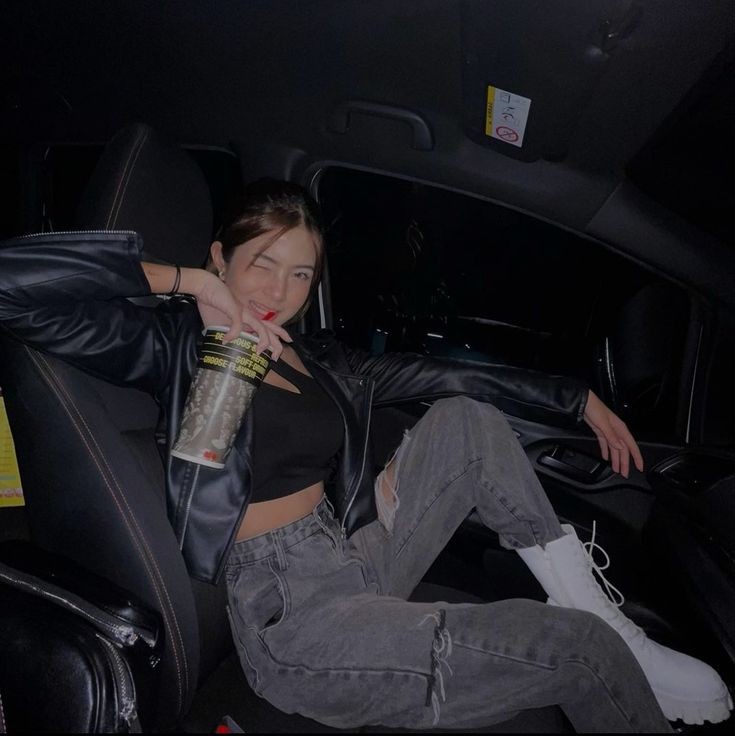 itsyourchels's tweet photo. Pov : car date?? https://t.co/umVBKBIIoJ