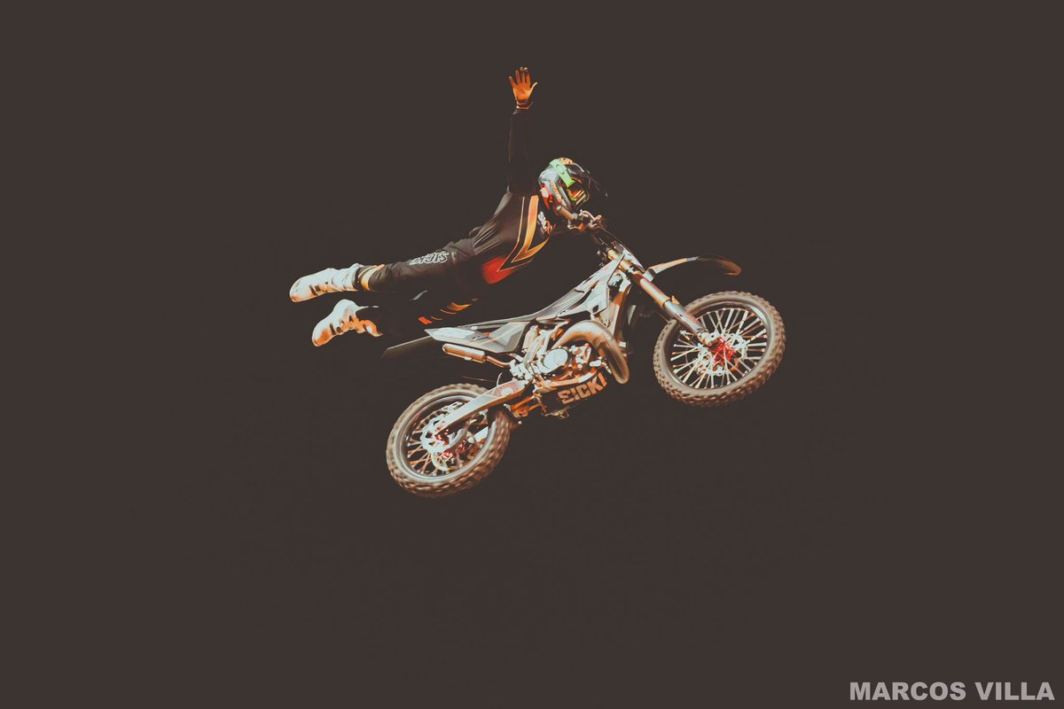 Markitos84villa's tweet photo. Solo Flow @ETORRONTERAS
#freestyle #motocross #edgartorronteras #soloflow https://t.co/XyaErOGAlH