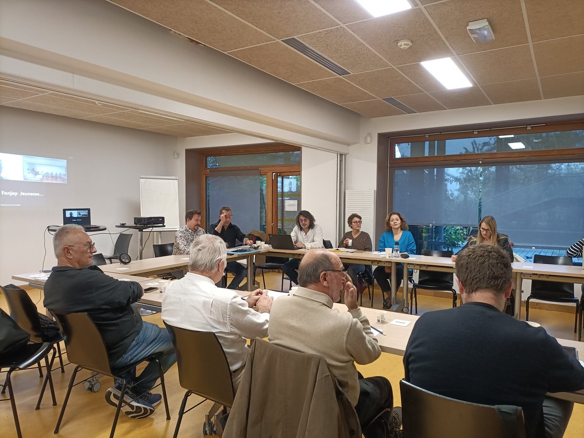 fonjep's tweet photo. Deuxième journée de la Commission Territoires @fonjep qui débute avec un focus sur l'#évaluation co-construite. Une première étape pour dessiner ensemble les ambitions nationales, régionales, départementales et locales
@l_amf @Regionsdefrance
@ADepartementsF #djepva https://t.co/EcxJa92cQj