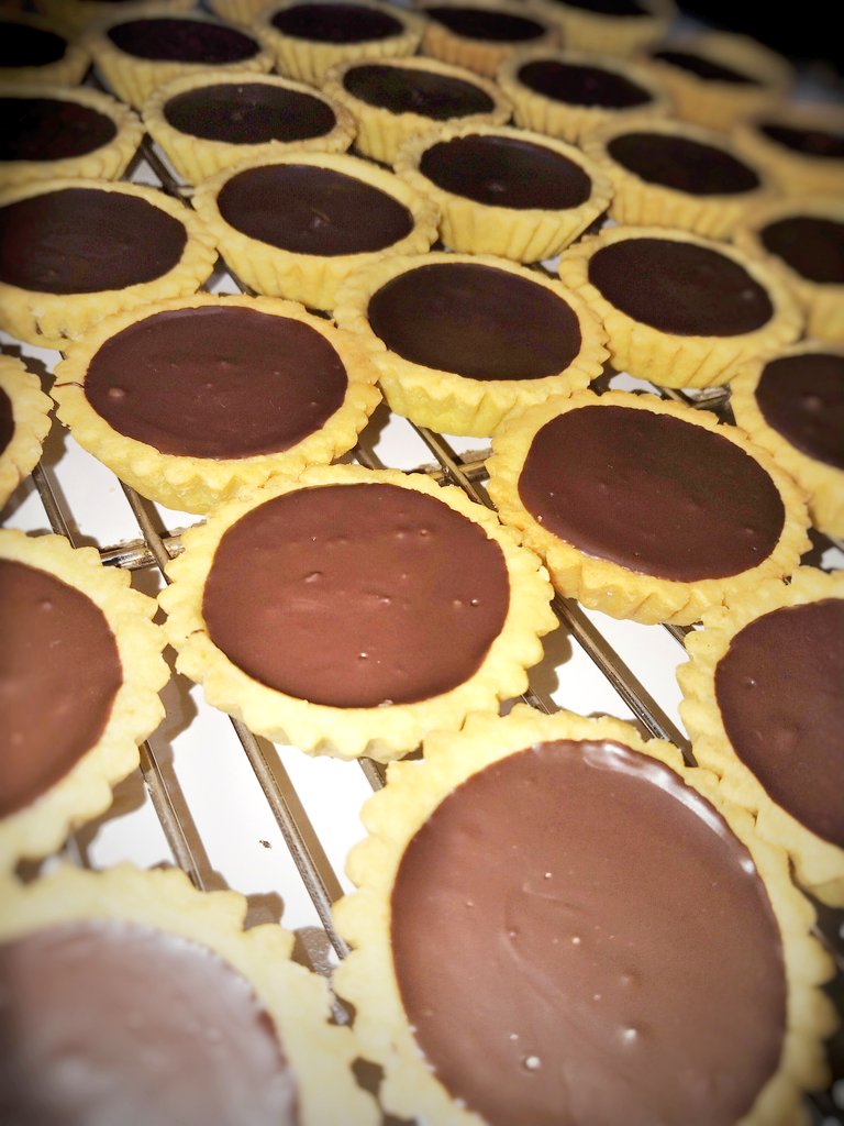 chaikucingoyen's tweet photo. Choco Pies... 
Kepengen? 
DM yes buat order https://t.co/prAsew1eWM