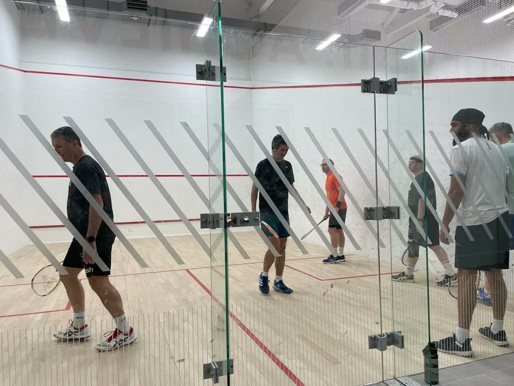 AllanderSquash's tweet photo. Some pics from last night's squash training at the Allander, another busy evening! https://t.co/c2iNXQj6aP