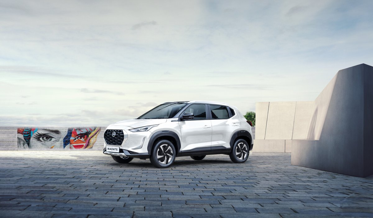 khuleonwheels's tweet photo. Nissan SA introduces new EZ-Shift transmission for Magnite range. See more details here: https://t.co/Jz3jC6P8B4
#NissanMagnite #MagniteAMT https://t.co/xVTT37bm3p