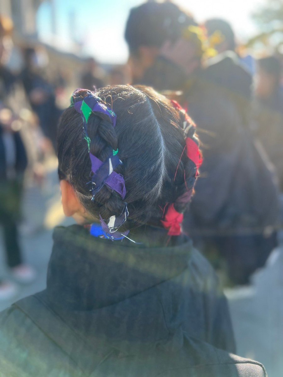 お母さんたちが朝早くから可愛く髪の毛をセットしてくれました！！

今年の座間の衣装もかなりイケてます…✨✨
#DCJ #マーチング #座間市