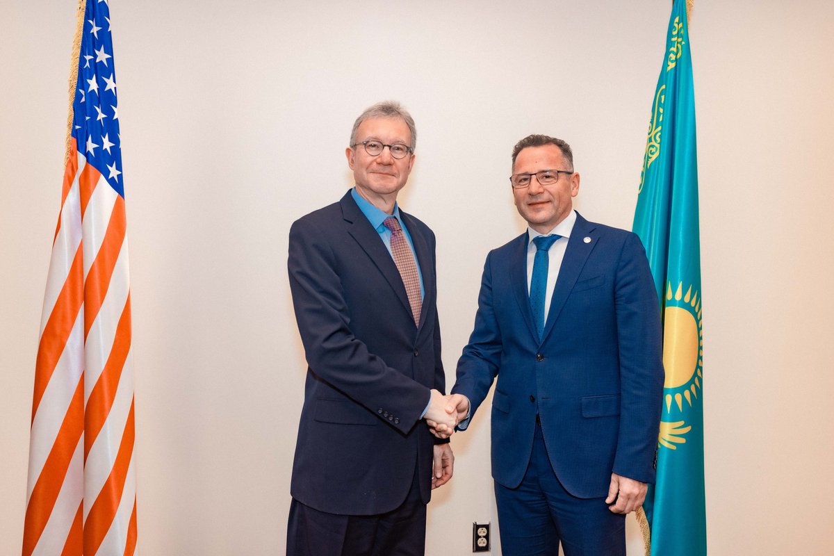 Ambassador Rosenblum had a productive conversation with @WHO Representative in Kazakhstan, Dr. Skender Syla, on our long-standing partnership to help Kazakhstan tackle global health security and public health challenges.