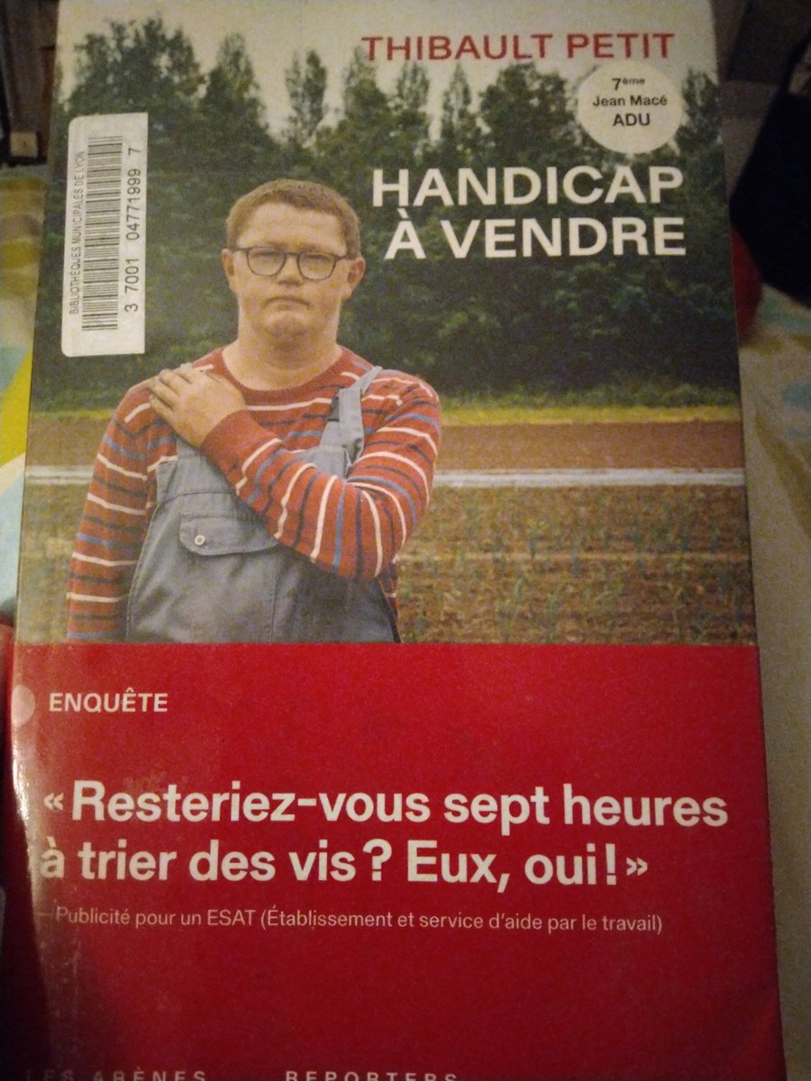 BunnyAndBook's tweet photo. J'apprends à lire de la Non fiction et j'ai commencé Handicap à Vendre et franchement c'est à lire (et vraiment effroyable, à quel point la société réussit à parquer et cacher les personnes handicapées pour mieux les exploiter) https://t.co/D8QMzBrL0A