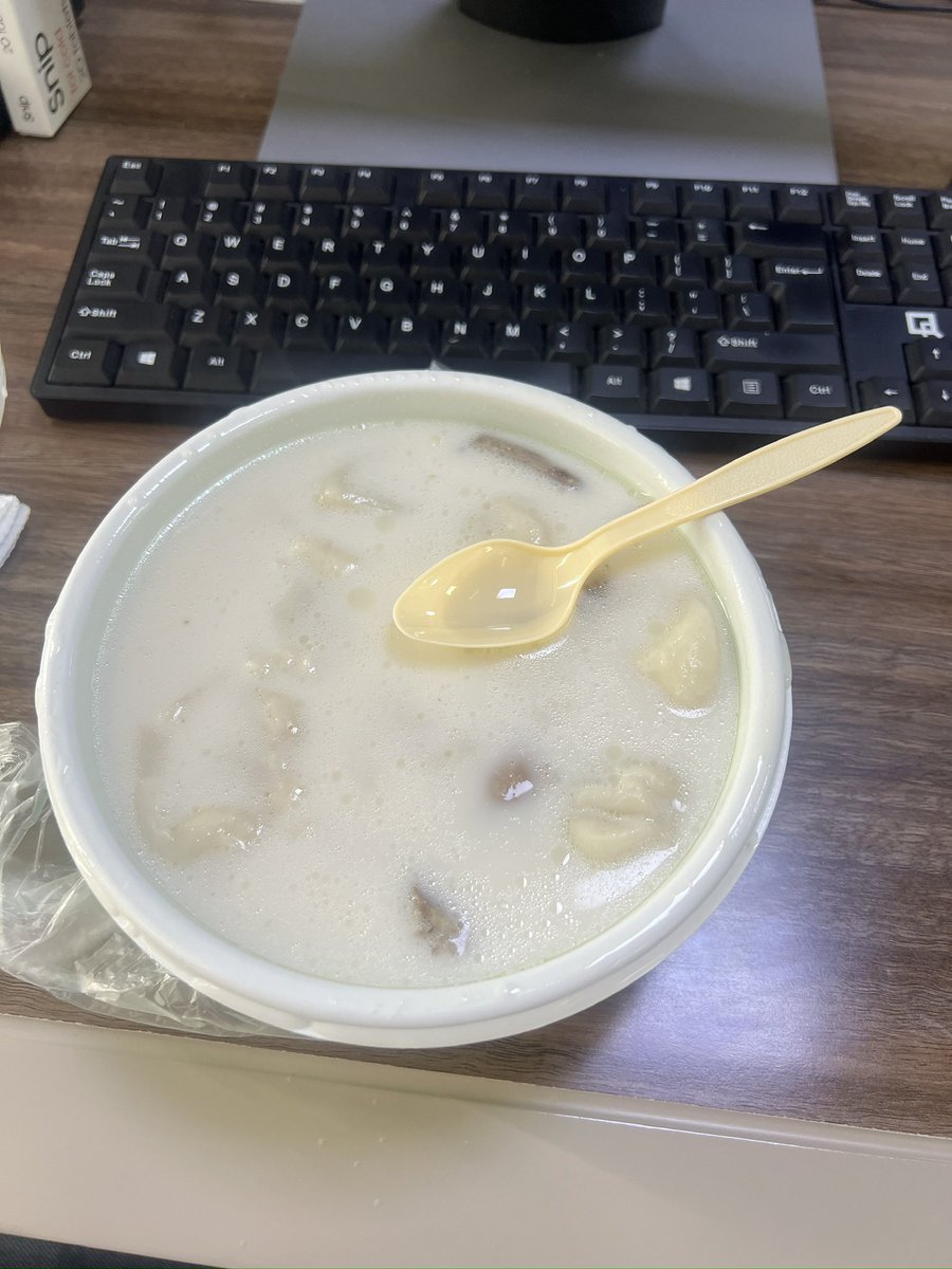 Шөл устай л юм идсэн нь дээрийн байна.Ханиад хүрчих гээд