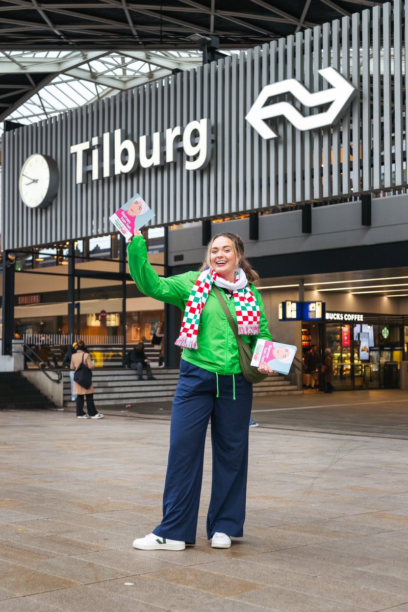 Aan Tilburg zal het niet liggen. Morgen kleurt Nederland groen en sociaal! 

De eindsprint is ingezet, nog 1 dag tot de stembussen openen! <a href="/groenlinks/">GroenLinks</a> <a href="/GLTilburg/">GroenLinks Tilburg</a>