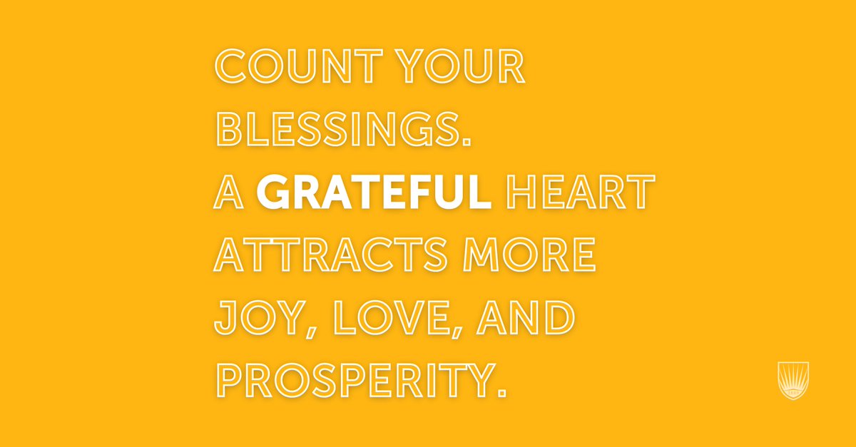 chamberlainedu's tweet photo. #HappyThanksgiving! 🍁🦃🍂 What are you #grateful for? https://t.co/7aLNqksQu9