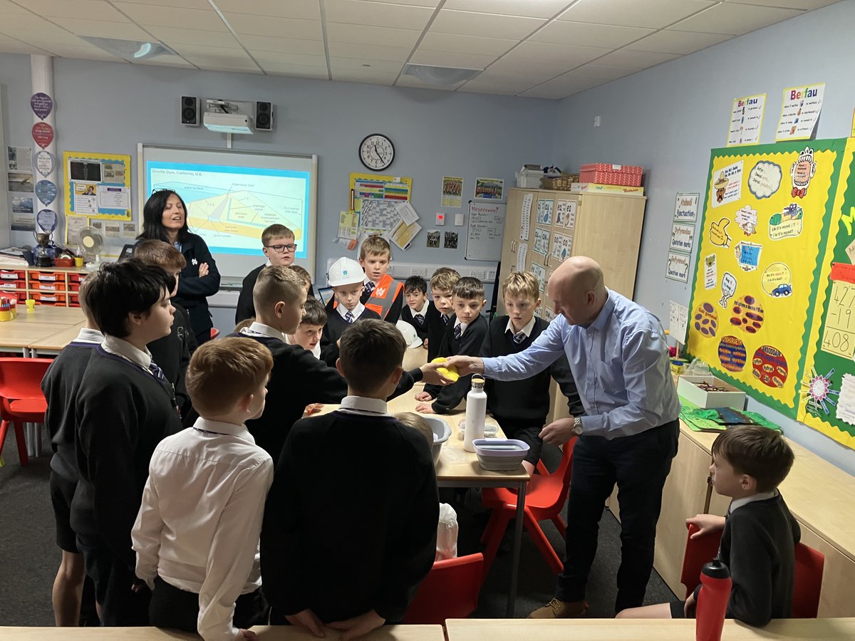 DwrCymru's tweet photo. Thank you to @Godrer_Berwyn for the opportunity to work with year 5 and 6 pupils with their Llyn Celyn STEM project. We can’t wait to see the dam models in action! https://t.co/3GFwGDBfaU