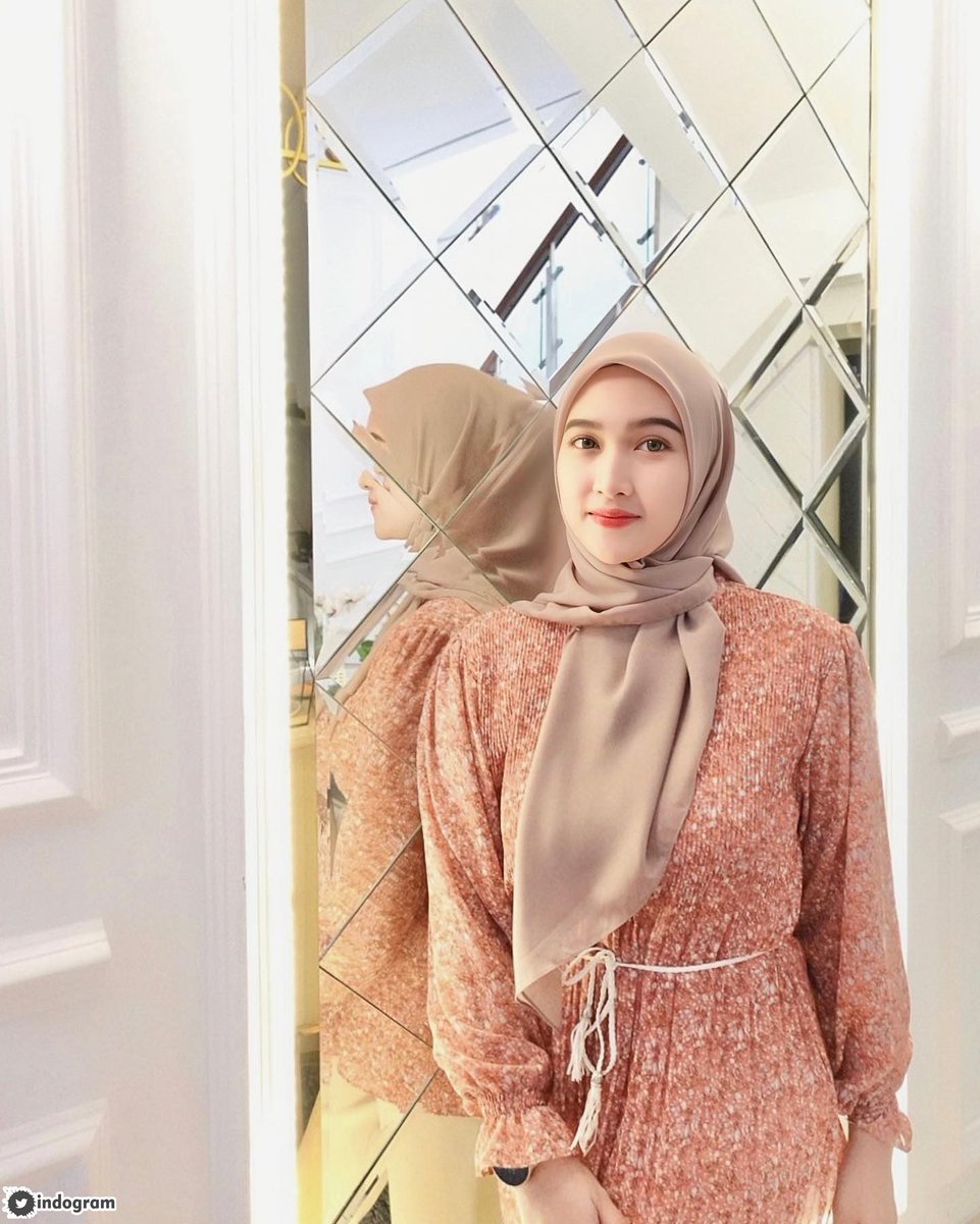 indogram's tweet photo. Repost Instagram:
๐ malikatalie
https://t.co/R4HLtDc9La
#Hijab #Jilbab #Instagram #indogram https://t.co/z5MzAWyuaU